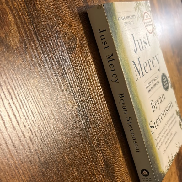 Just Mercy by Bryan Stevenson - Picture 6 of 6